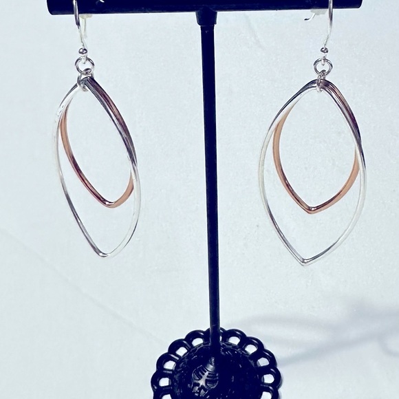 Earrings - Beautiful Gold and Silver Leaf Shaped Earrings NWOT - Picture 1 of 2